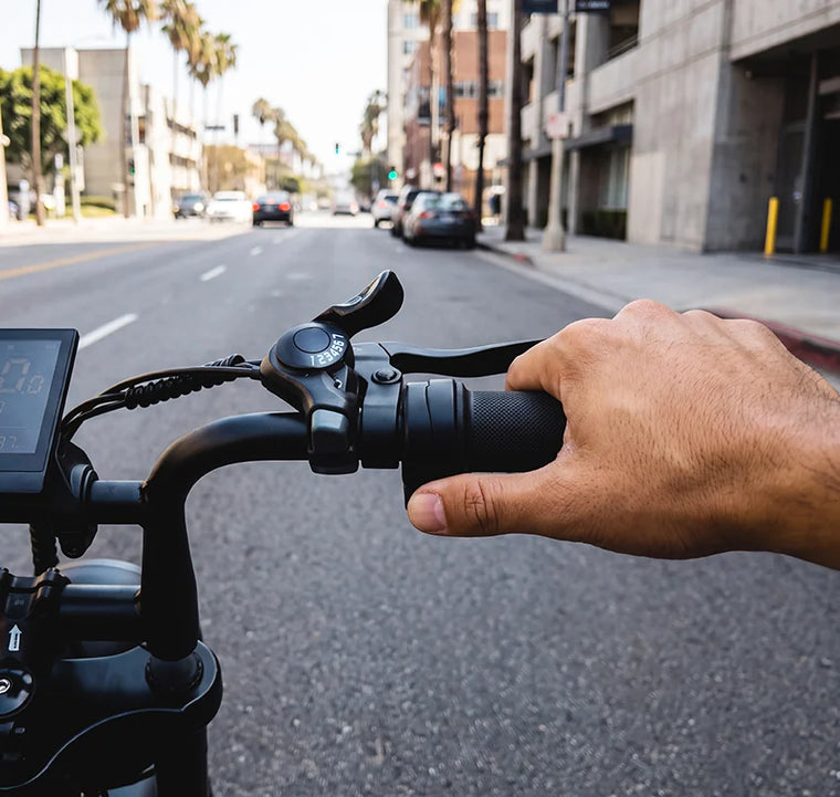 Throttle or pedal-assist
