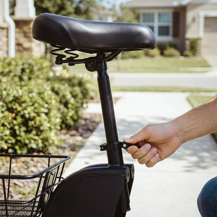 Adjustable seat, low step